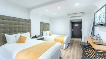 Quarto standard, vista para o jardim | Roupas de cama premium, edredons de pluma, cofres nos quartos