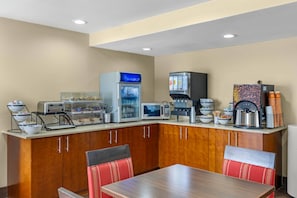 Free daily buffet breakfast