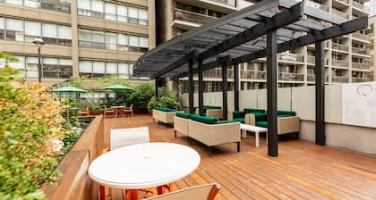 Holiday Inn Toronto Downtown Centre by IHG