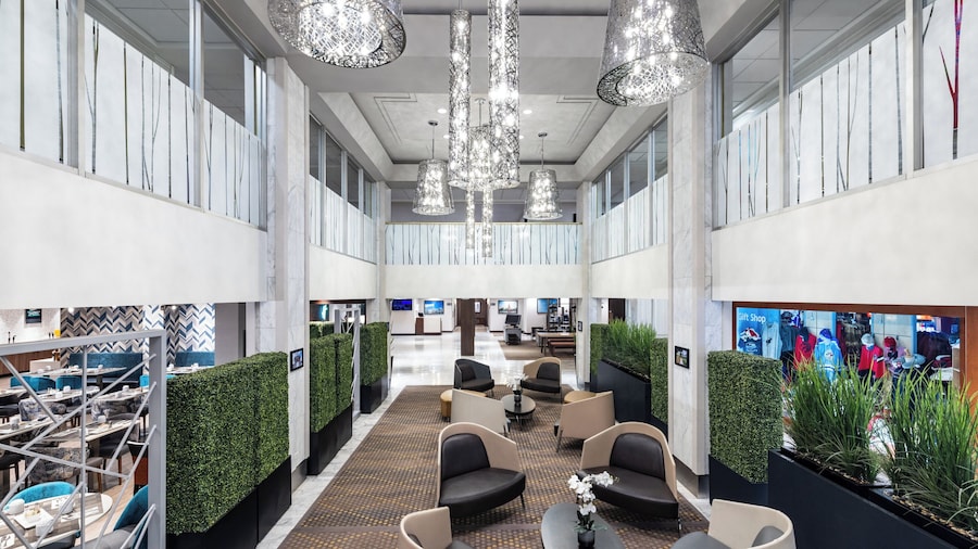 Holiday Inn Toronto Downtown Centre by IHG