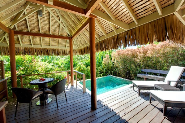 Junior Suite (Garden Pool Bungalow) | Terrace/patio
