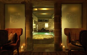 Sauna, hot tub, steam room, body treatments, aromatherapy, body wraps