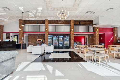 Ramada by Wyndham Temple Terrace/Tampa North