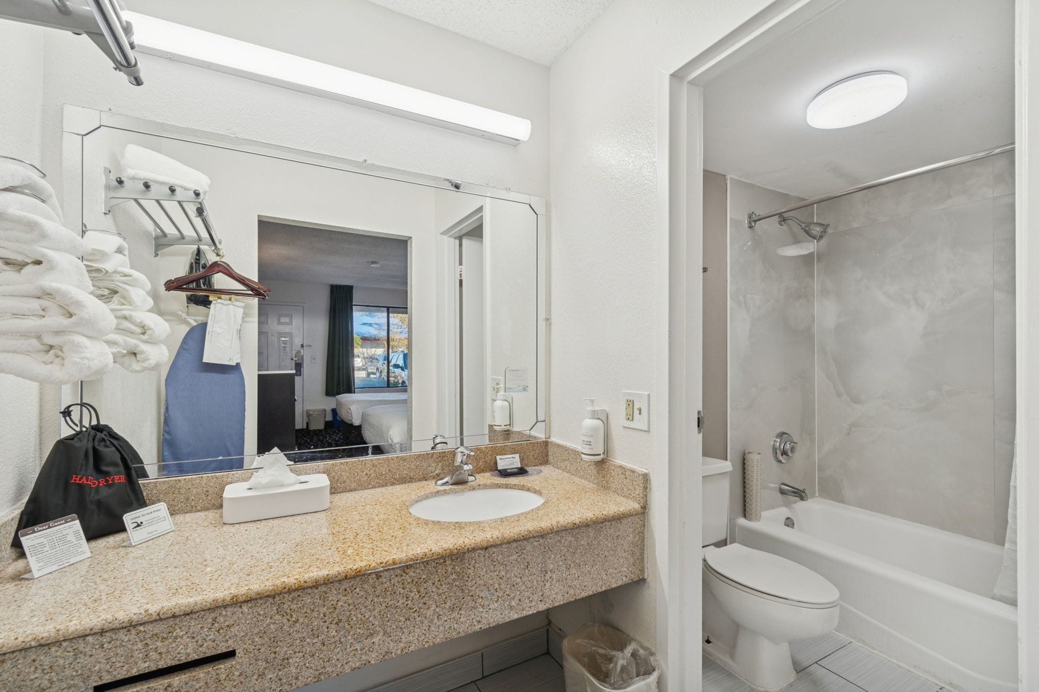 Foto - Ramada by Wyndham Temple Terrace/Tampa North