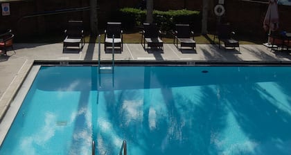 Ramada by Wyndham Temple Terrace/Tampa North