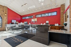 Lobby - Ramada by Wyndham Temple Terrace/Tampa North (Tampa)