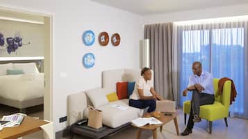 Literie de qualité supérieure, coffres-forts dans les chambres, bureau