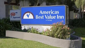 A sign for America's Best Value Inn by Vantage, featuring a AAA Approved logo. - Americas Best Value Inn San Jose Convention Center (San Jose)