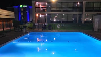 Seasonal outdoor pool