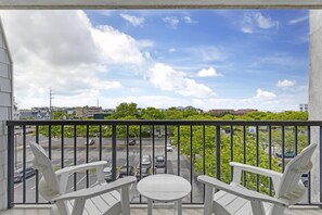 Chambre Standard, plusieurs lits, non-fumeur, balcon (Shower Only)