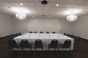 Meeting facility - Ramada by Wyndham Henderson/Evansville (Henderson)