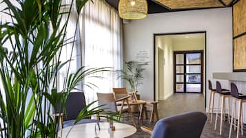 Breakfast, lunch, dinner served; French cuisine, pool views