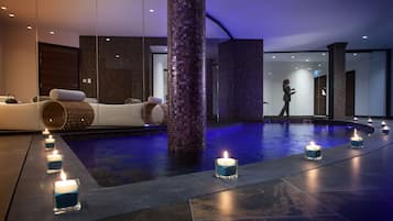 Sauna, Whirlpool, Türkisches Bad/Hamam, 4 Behandlungsräume
