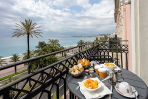 Daily buffet breakfast for a fee - Westminster Hotel & Spa Nice (Nice)
