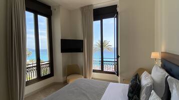 Premium bedding, minibar, in-room safe, desk