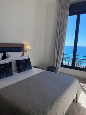 Premium bedding, minibar, in-room safe, desk - Westminster Hotel & Spa Nice (Nice)