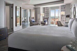 Suite, 1 Schlafzimmer, Turm (View) | Hochwertige Bettwaren, Pillowtop-Betten, Zimmersafe