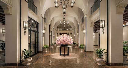The Vinoy Resort & Golf Club, Autograph Collection