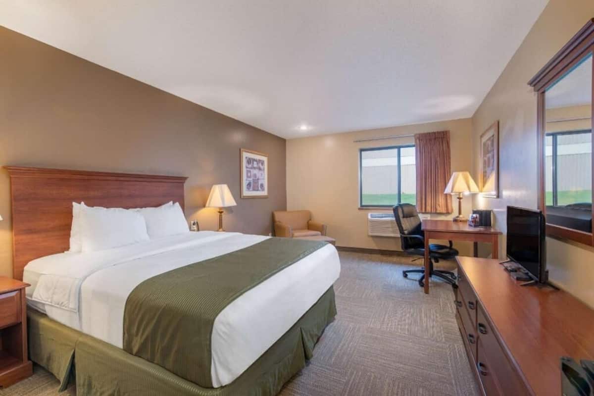 Individually decorated, individually furnished, desk