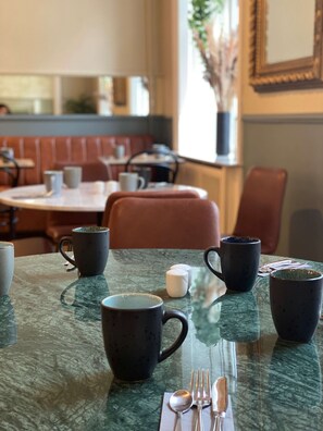 Desayuno buffet incluido todos los días