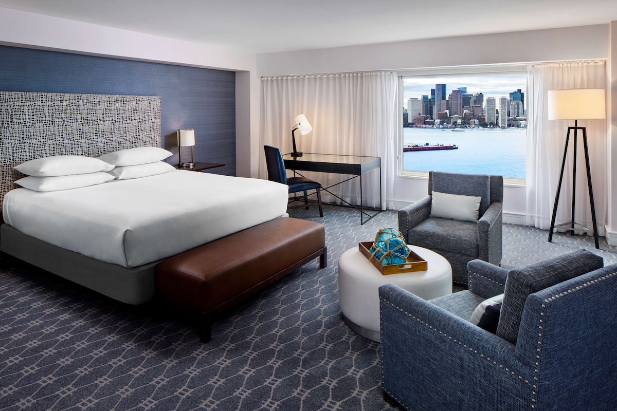 1 bedroom, premium bedding, in-room safe, blackout curtains