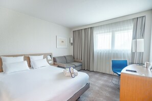 Quarto executivo, 1 cama de casal | Roupas de cama premium, frigobar, cofres nos quartos, escrivaninha