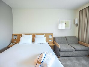 Premium bedding, minibar, in-room safe, desk