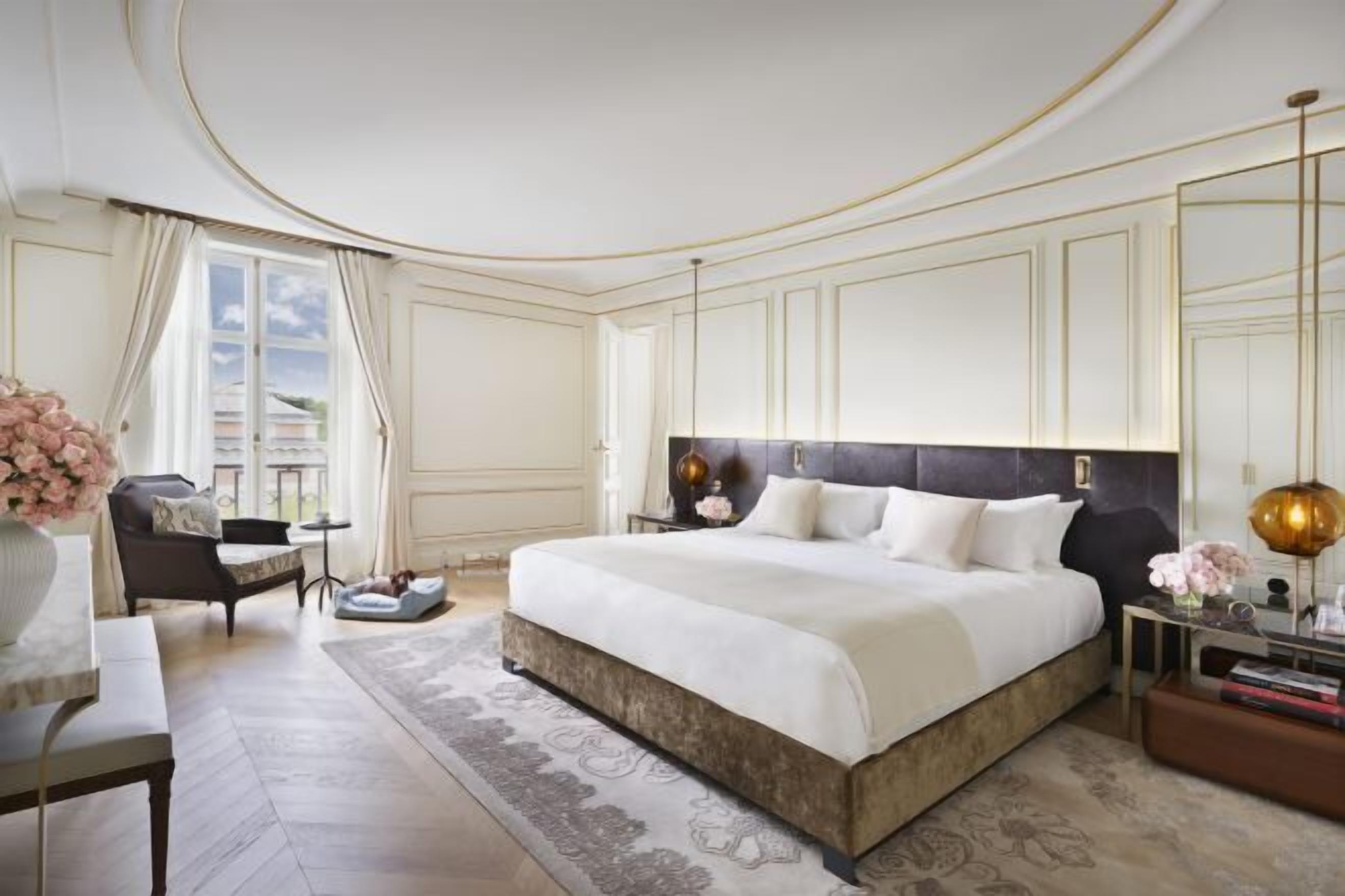 Allergivenligt sengetøj, minibar, pengeskab på værelset