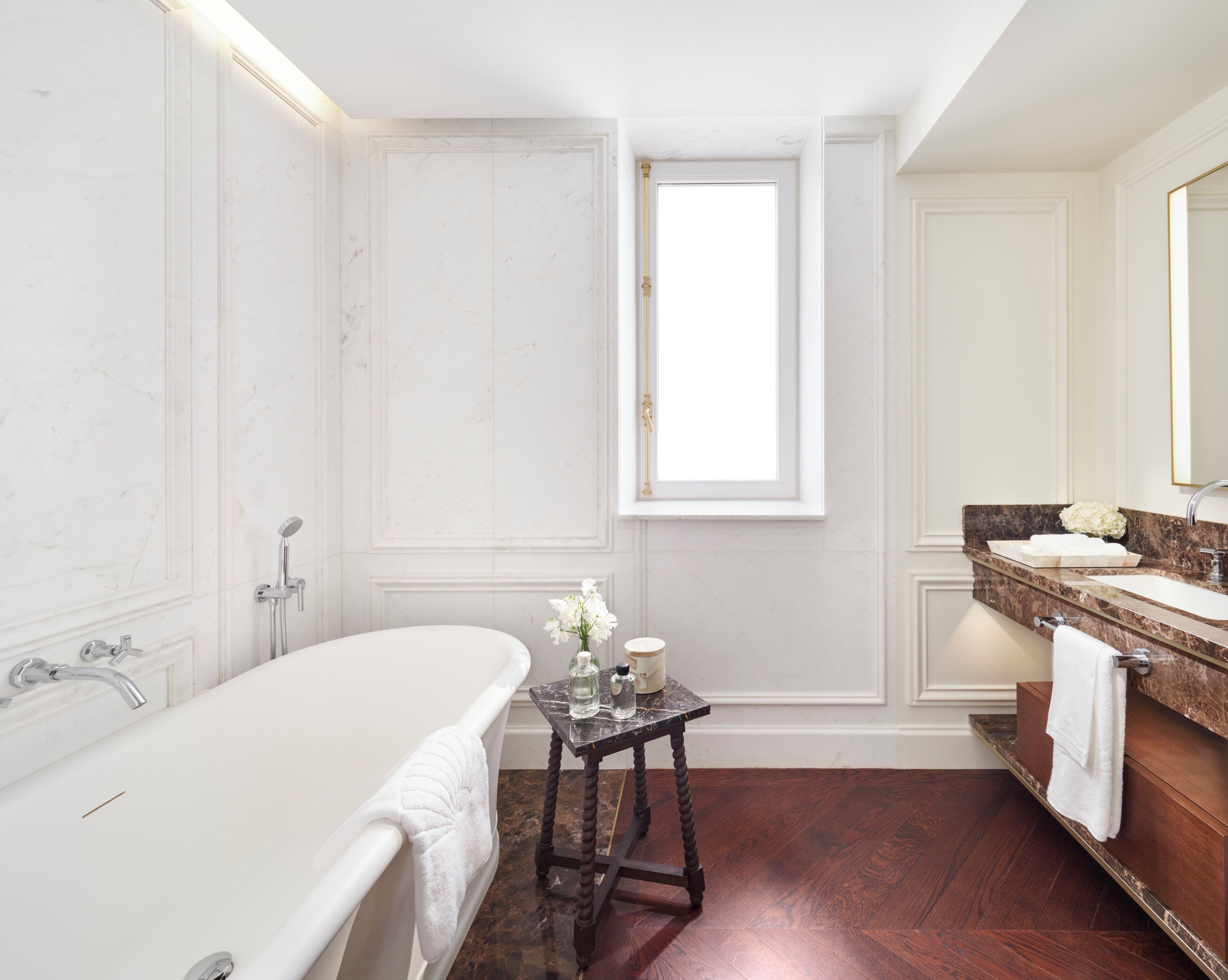 Bathroom amenities