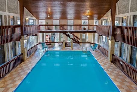Indoor pool. Days Inn by Wyndham Vernon