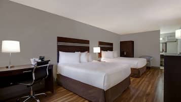 Hypo-allergenic bedding, desk, iron/ironing board, free WiFi