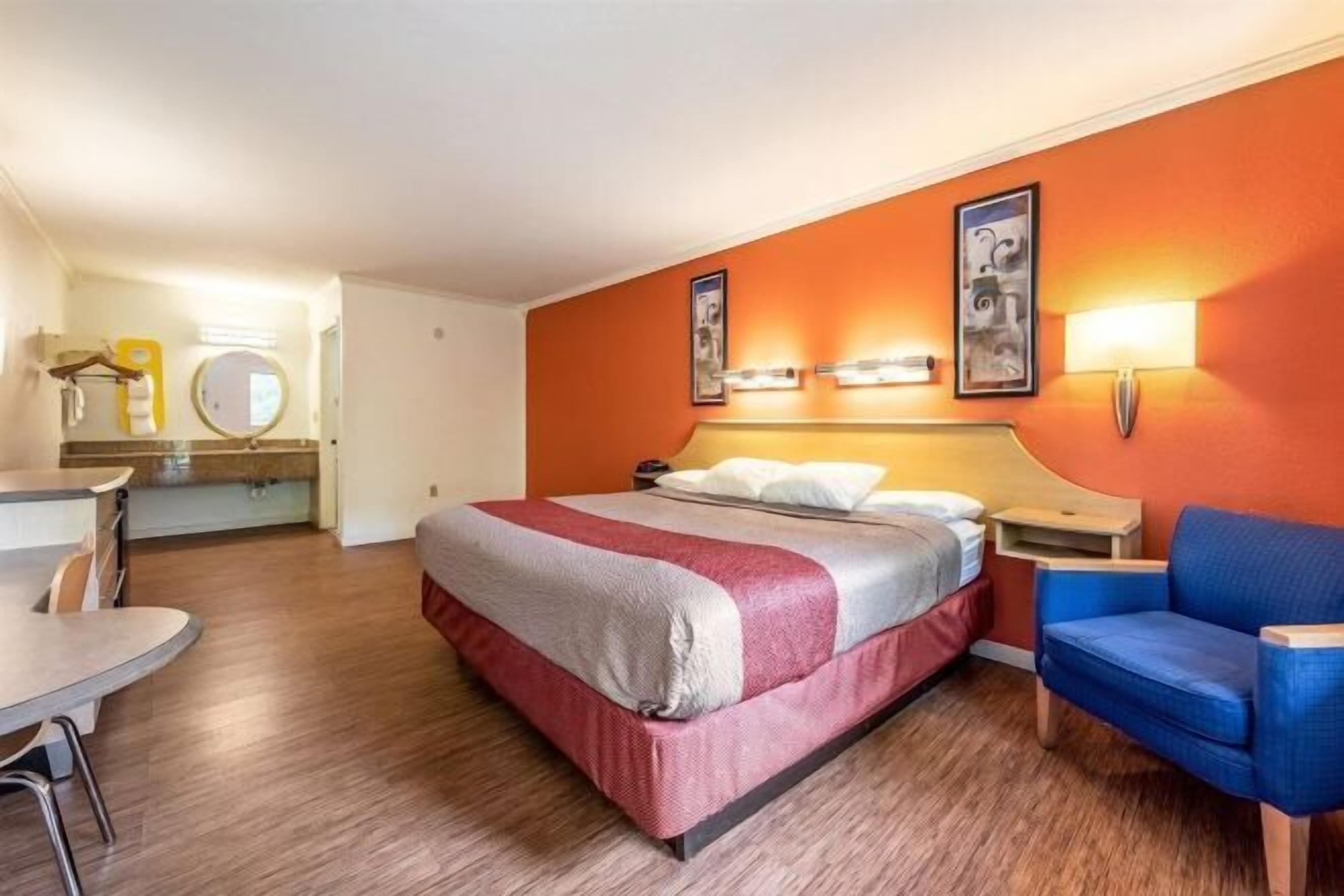 Wi-fi (inkludert) og sengetøy