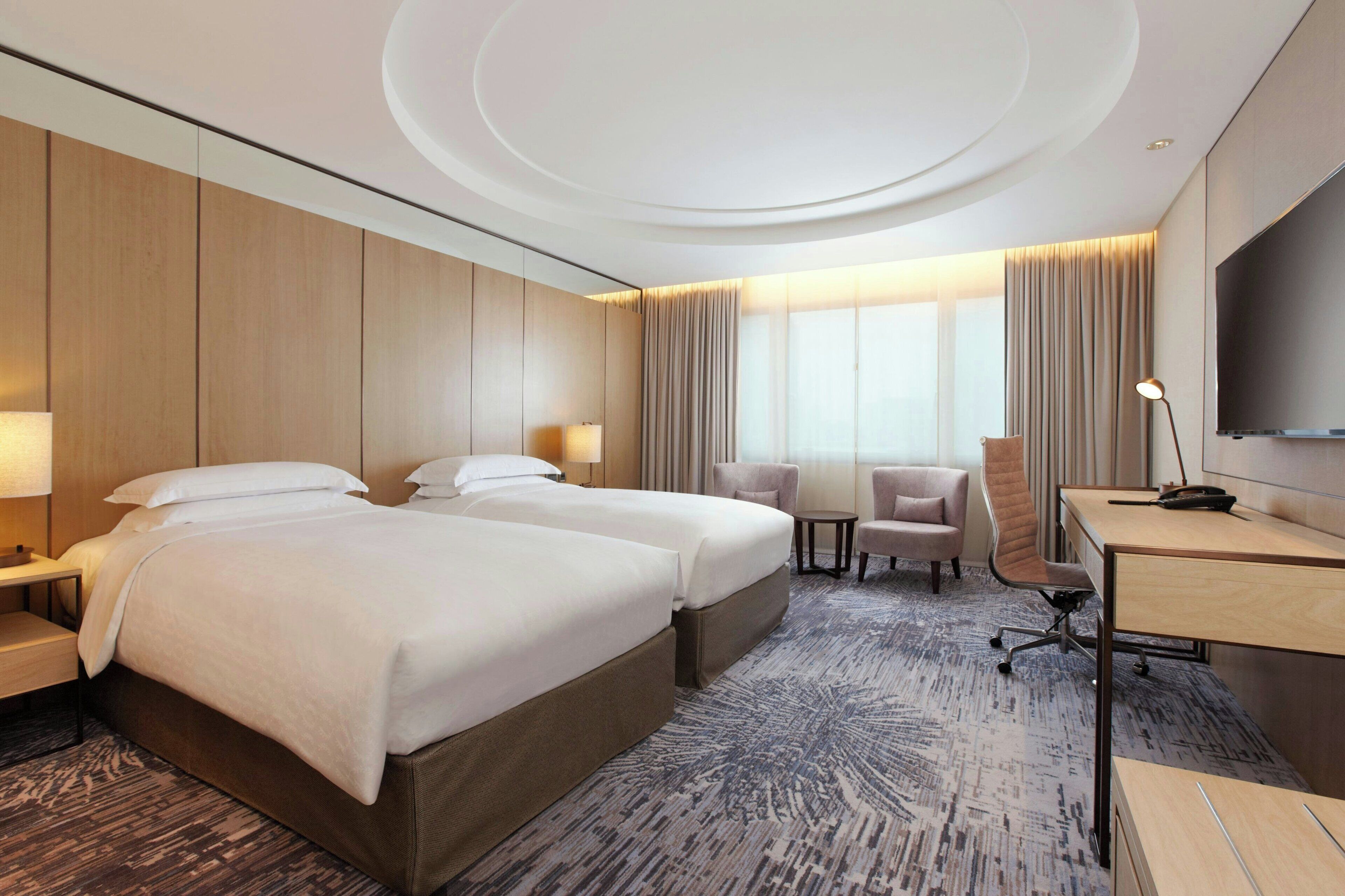 Phòng Deluxe, 2 giường đơn (Executive Lounge Access) | Bộ đồ giường cao cấp, minibar, két bảo mật tại phòng, bàn 