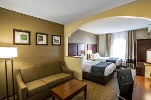 Suite, Non Smoking | In-room safe, desk, iron/ironing board, bed sheets