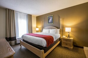 Suite – deluxe, ikke-røyk | Safe på rommet, skrivebord og strykejern/-brett