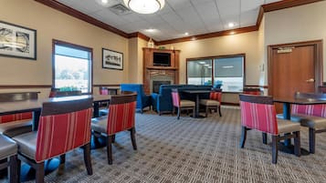Free daily self-serve breakfast