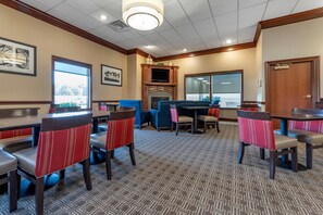 Free daily self-serve breakfast - Quality Inn Dover (Dover)