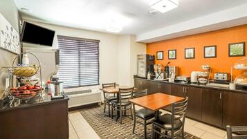 Gratis kontinental frukost varje dag