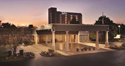 Radisson Hotel Louisville North