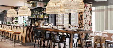 Bar (in der Unterkunft)