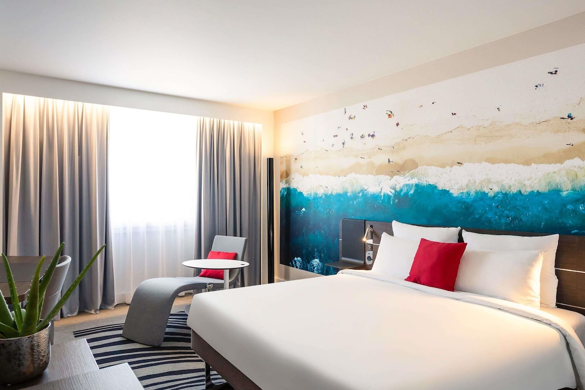 Superior Double Room | Premium bedding, in-room safe, desk, blackout drapes