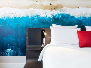 Premium bedding, in-room safe, desk, blackout drapes
