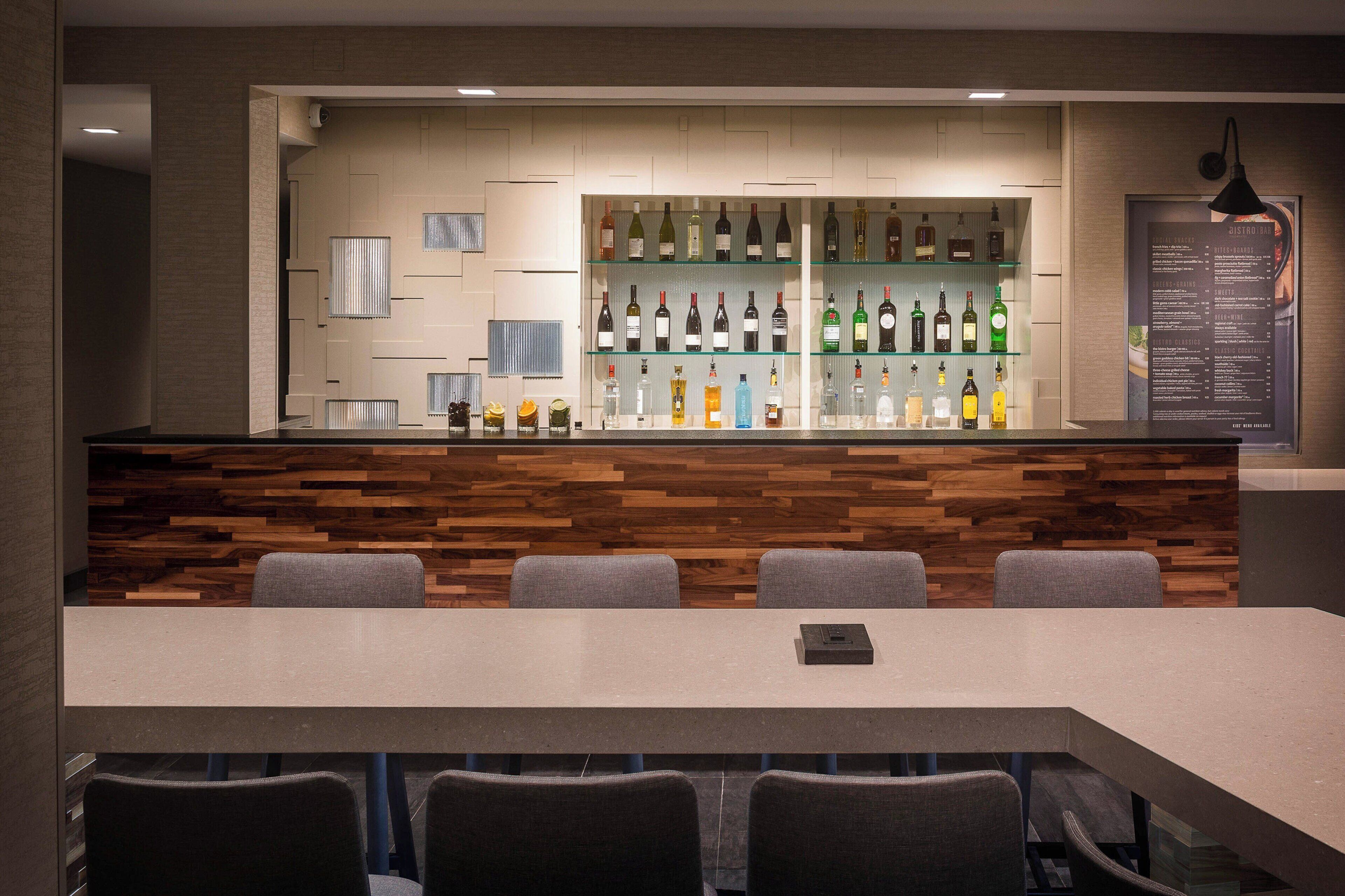 breakfast and dinner served, american cuisine