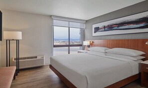 Suite, 1 King Bed with Sofa bed - Delta Hotels Denver Thornton (Northglenn)