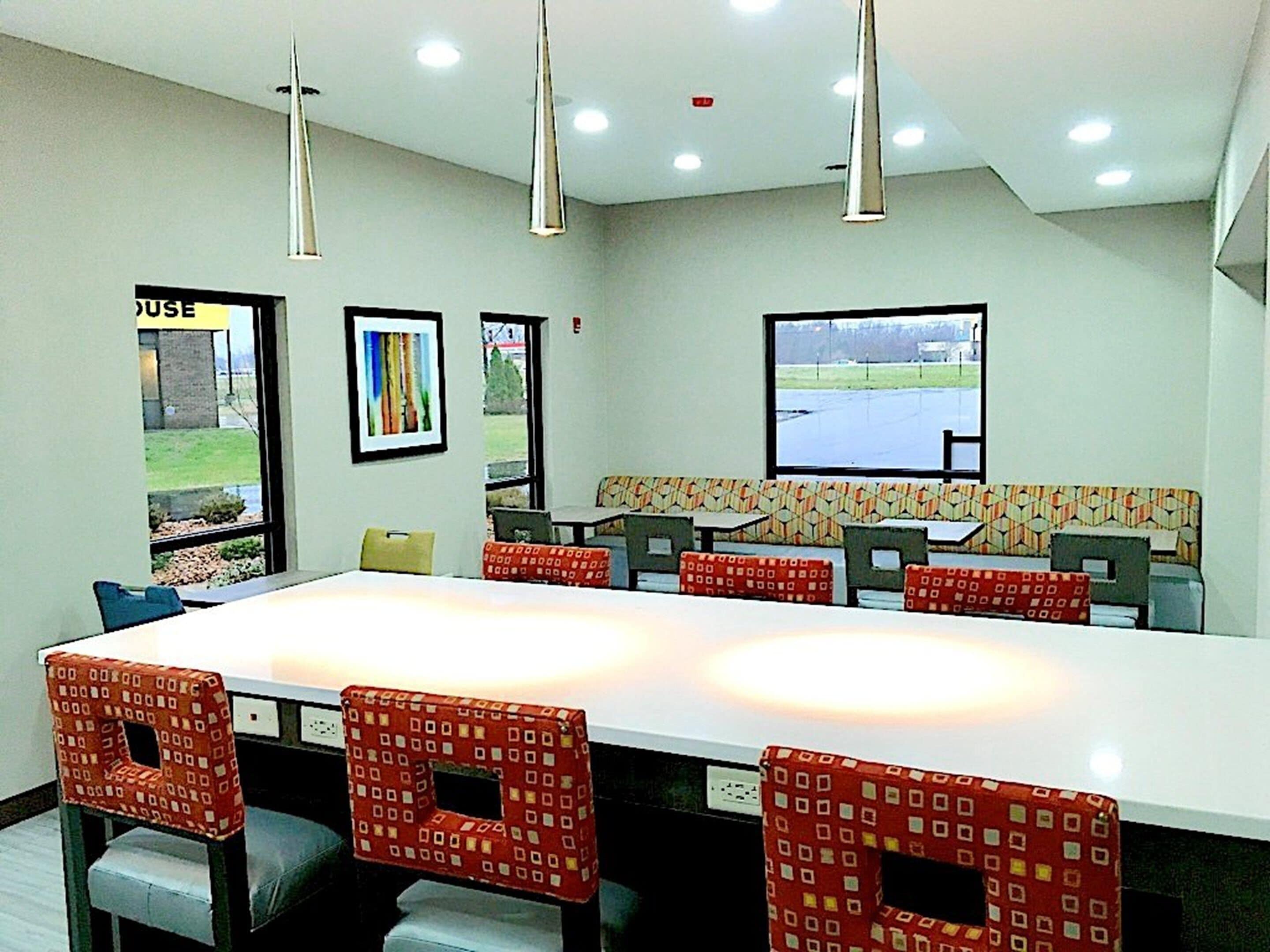 free daily continental breakfast