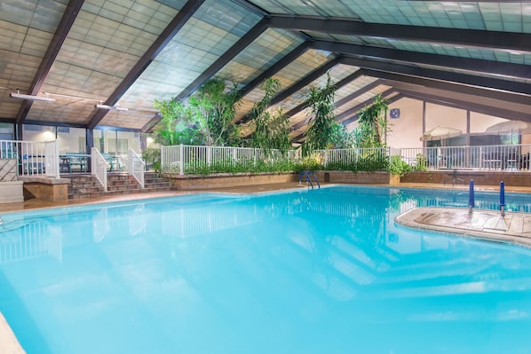 Indoor pool, outdoor pool