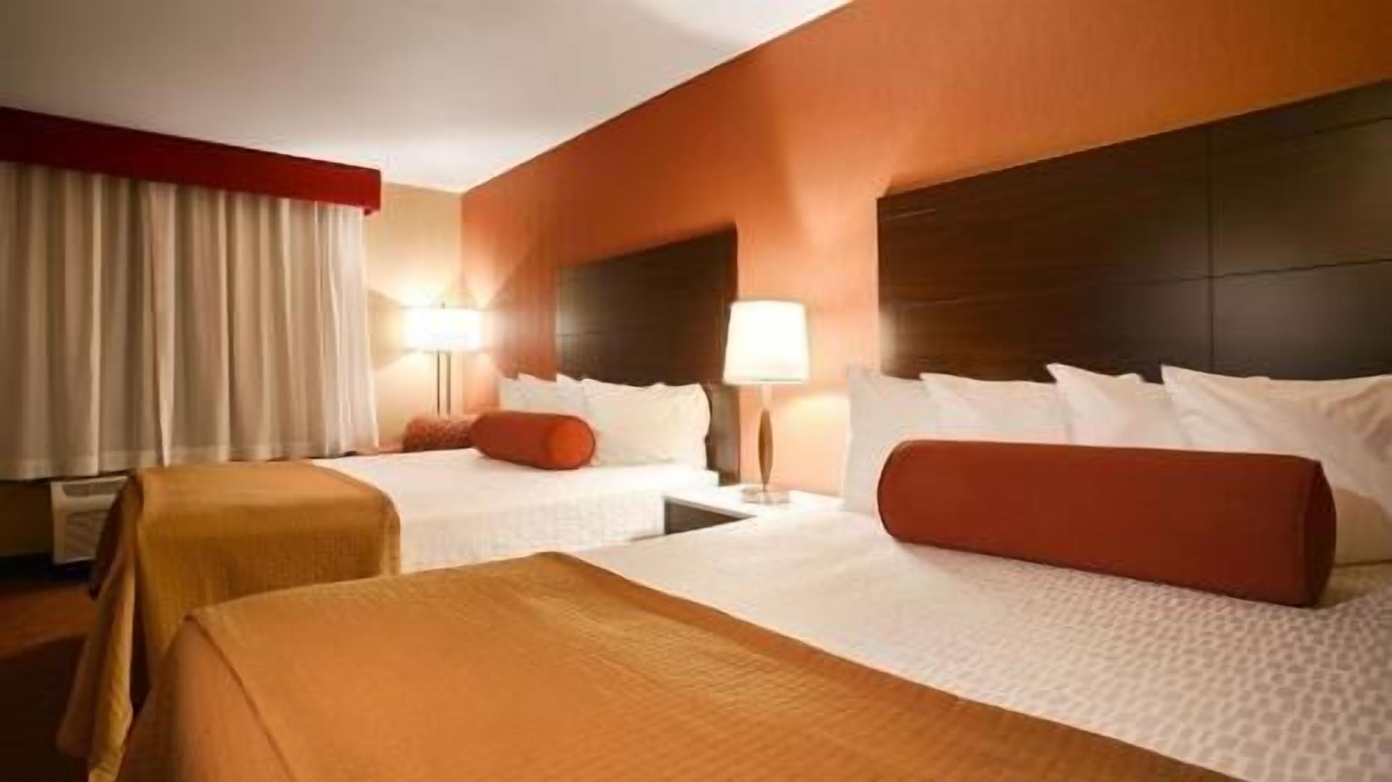In-room safe, desk, iron/ironing board, free cribs/infant beds