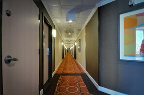Hallway - Best Western Plus Rancho Cordova Inn (Rancho Cordova)