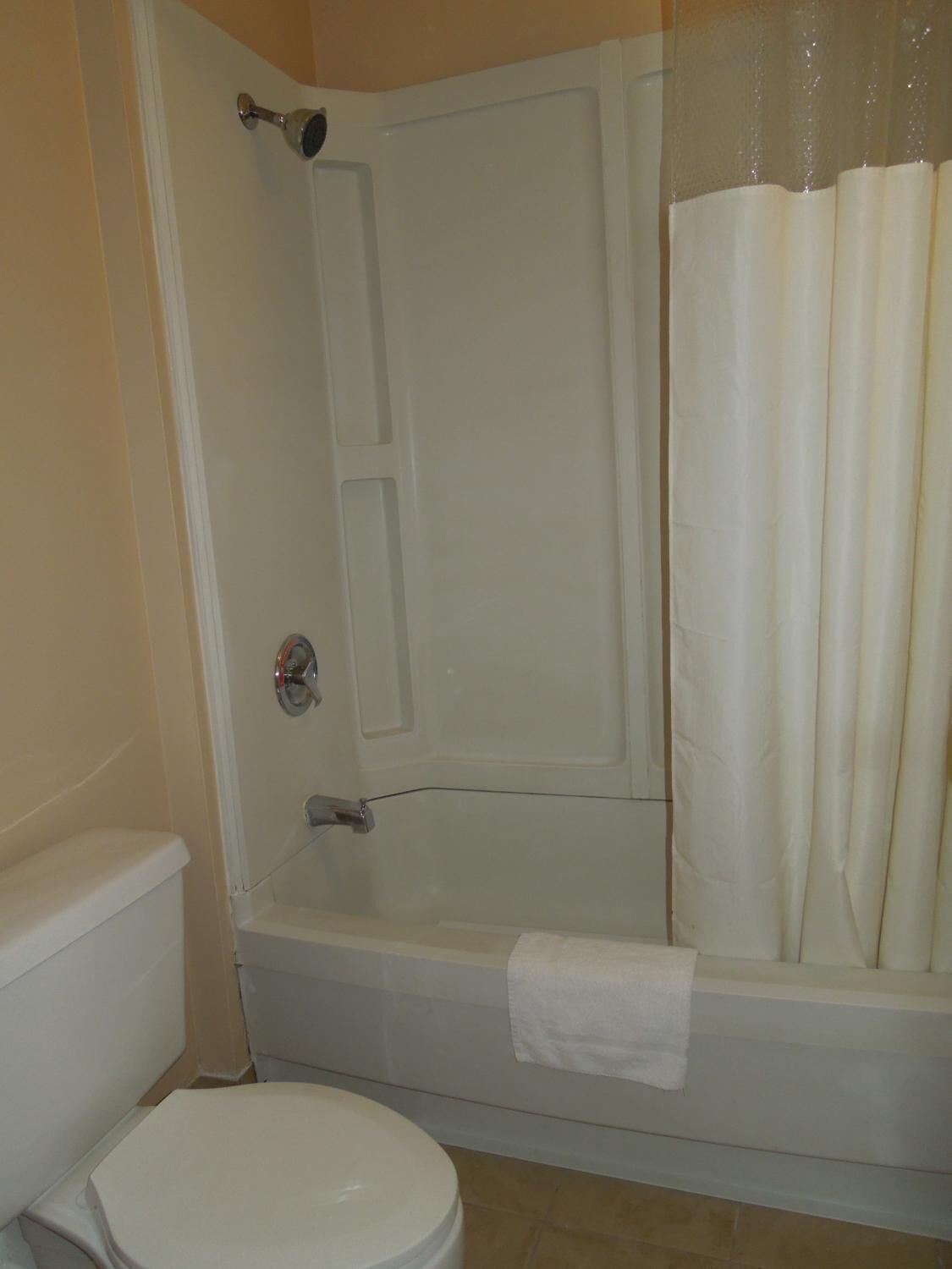 Foto - Hilltop Inn Pittsburgh