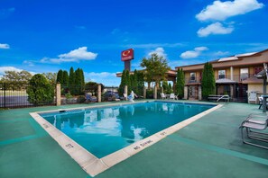 Seasonal outdoor pool, open 9 AM to 9 PM, sun loungers